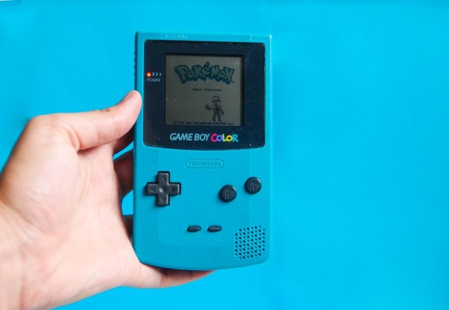 Pokemon Blue game on the gameboy color